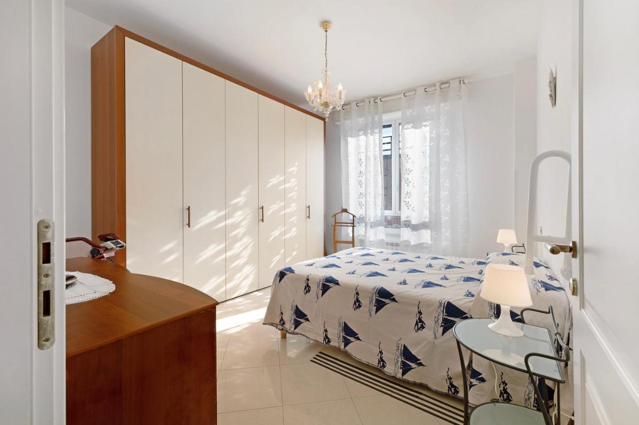 Appartement Attico Cielo E Mare à Spotorno Extérieur photo