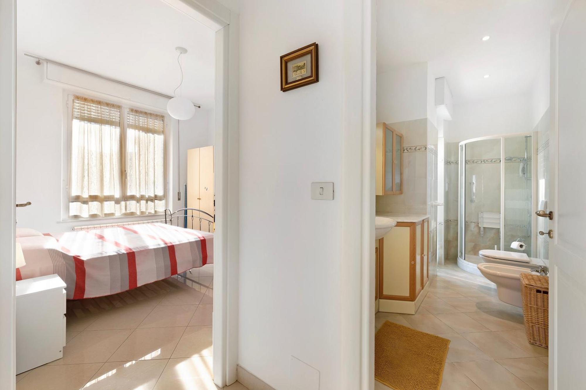 Appartement Attico Cielo E Mare à Spotorno Extérieur photo